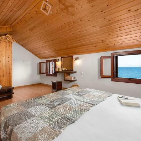 Maravelia Mare Guest House Đảo Sými Ngoại thất bức ảnh