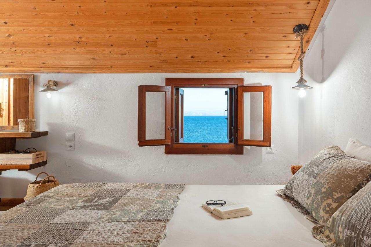 Maravelia Mare Guest House Đảo Sými Ngoại thất bức ảnh