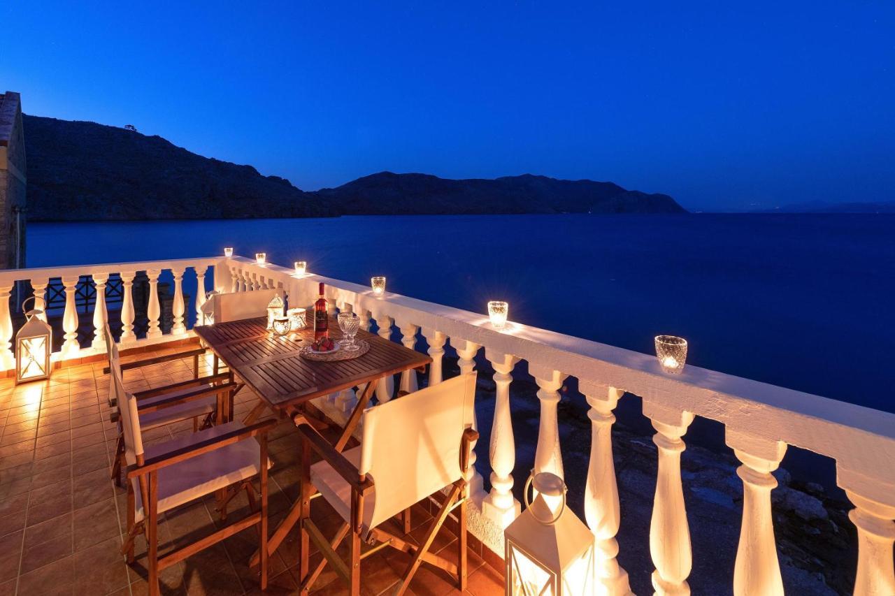 Maravelia Mare Guest House Đảo Sými Ngoại thất bức ảnh